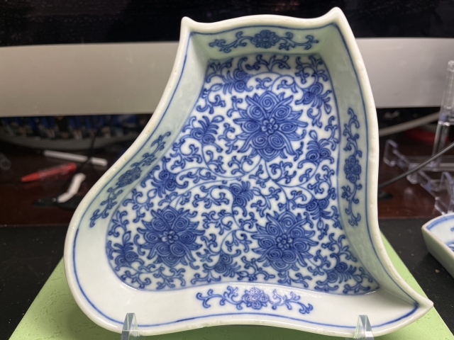 古玩陶瓷青花異形盤拍賣,當前價格800元