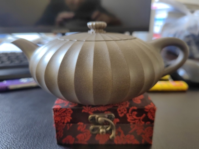 古玩雜項菱花壺拍賣，當(dāng)前價格15800元