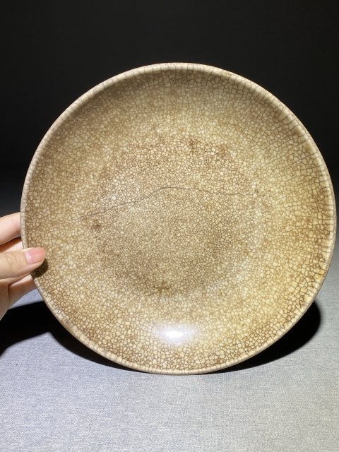古玩陶瓷清，乾隆，哥釉盤拍賣，當前價格1388元