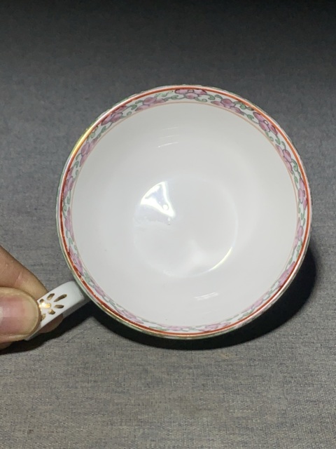 古玩陶瓷廣彩百財蝴蝶紋杯盤拍賣，當前價格1288元