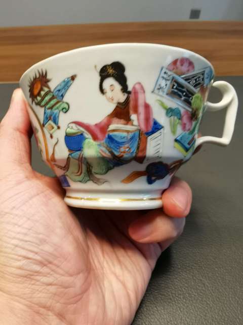 古玩陶瓷晚清粉彩雜寶紋無雙譜執(zhí)杯一對(duì)拍賣，當(dāng)前價(jià)格9800元
