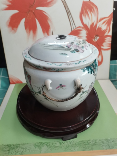 古玩陶瓷清,光緒粉彩人物四系粥罐拍賣,當前價格2800元