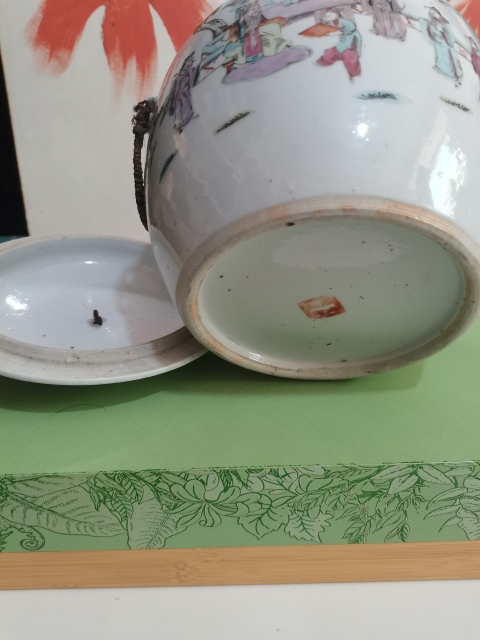 古玩陶瓷清,光緒粉彩人物四系粥罐拍賣,當前價格2800元