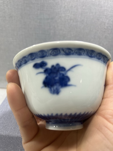 古玩陶瓷清乾隆花卉紋青花杯拍賣，當前價格2800元