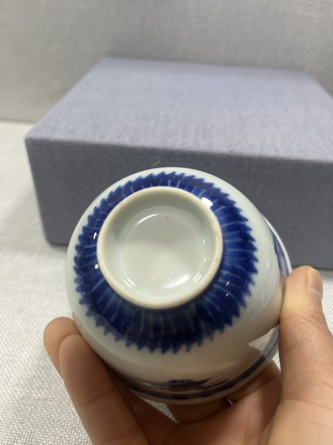 古玩陶瓷清乾隆花卉紋青花杯拍賣，當前價格2800元