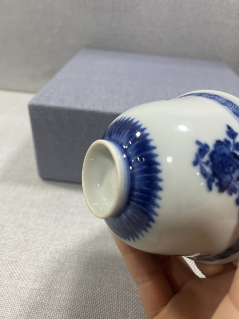 古玩陶瓷清乾隆花卉紋青花杯拍賣，當前價格2800元