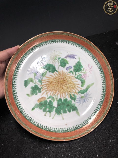古玩陶瓷粉彩菊花、蝴蝶、蝗蟲盤（一只）拍賣，當前價格999元