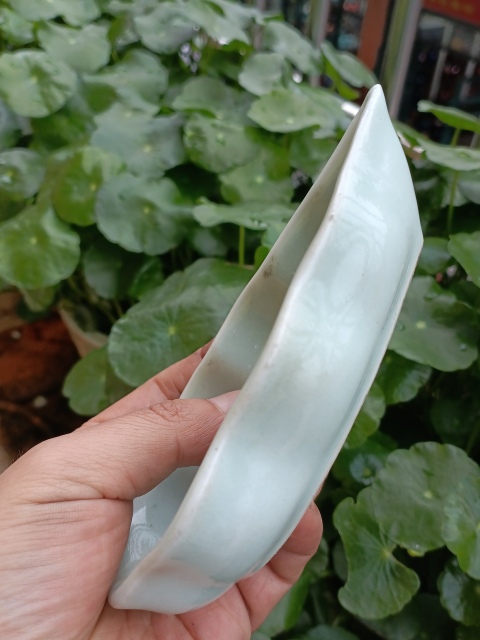 古玩陶瓷青釉樹葉型盤拍賣,當(dāng)前價格0元