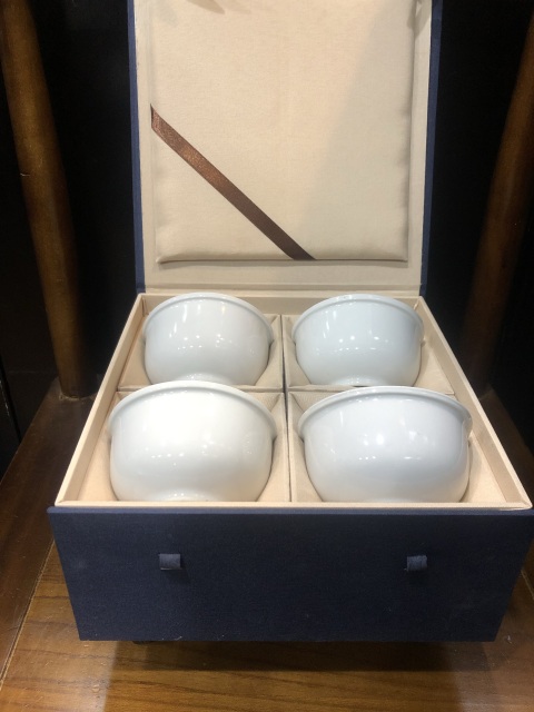 古玩陶瓷(精品主人杯)創匯-白釉主人杯-套裝拍賣,當前價格298元