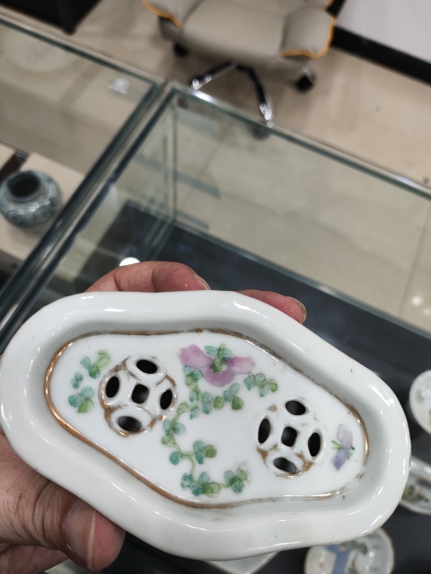 古玩陶瓷粉彩三娘教子圖蓋缸拍賣,當前價格500元
