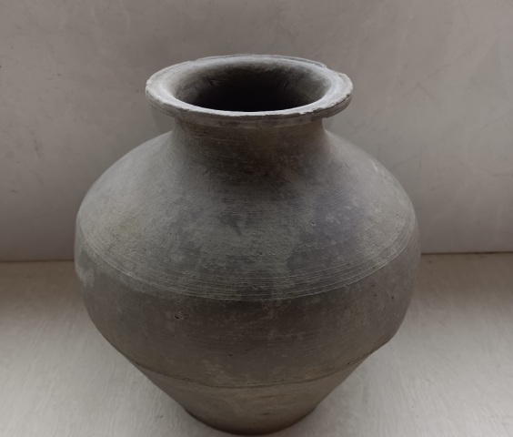 域鉴古玩】汉·灰陶罐拍卖价格/图片/值多少钱