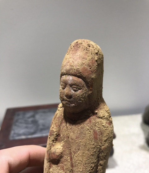 古玩陶瓷唐代胡人風帽俑（已保真）拍賣，當前價格3680元