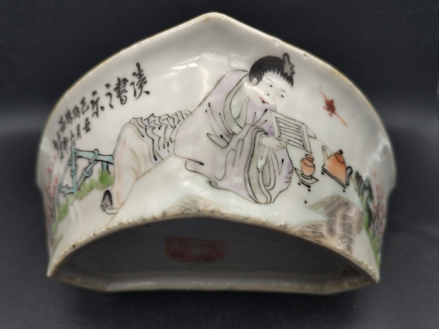 古玩陶瓷淺絳彩人物詩文攢盤拍賣，當前價格800元