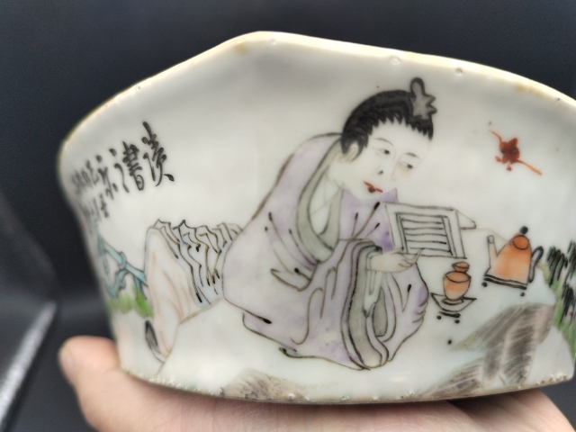 古玩陶瓷淺絳彩人物詩文攢盤拍賣，當前價格800元