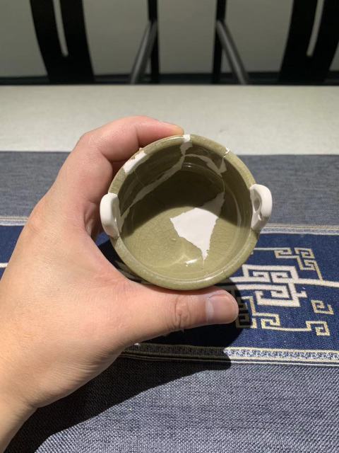 古玩陶瓷實物保真館藏級南宋龍泉青瓷鼎式爐拍賣,當(dāng)前價格2980元