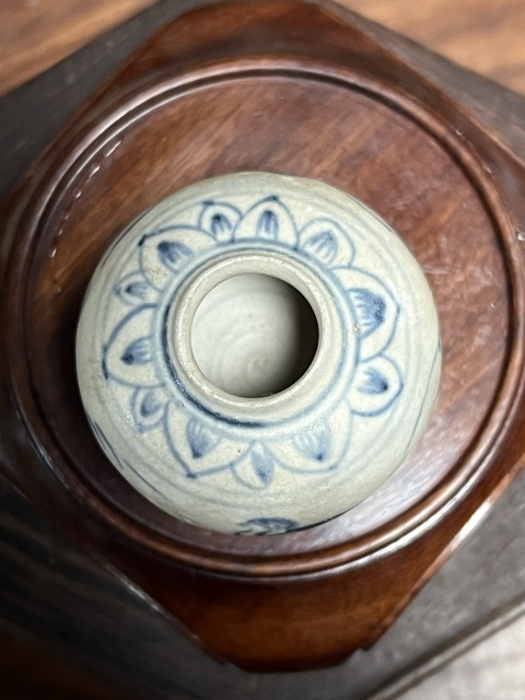 古玩陶瓷明代青花花鳥紋水盂拍賣,當(dāng)前價(jià)格3000元
