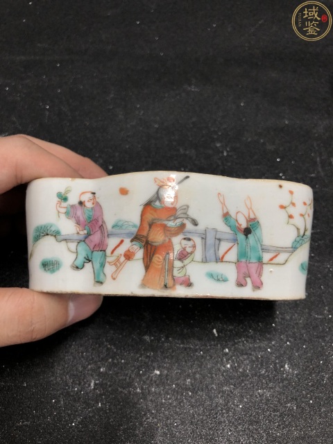 古玩陶瓷清 粉彩五子奪魁海棠型刨花缸 一對拍賣,當前價格3500元