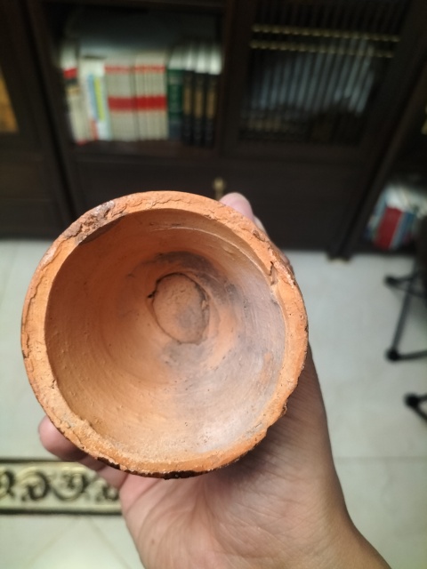 古玩陶瓷褐釉燈臺(tái)拍賣，當(dāng)前價(jià)格180元