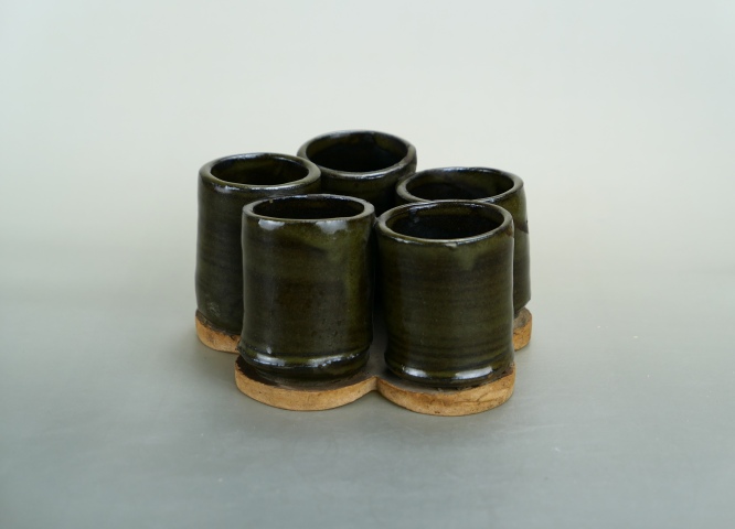 古玩陶瓷民國?茶葉末釉花插拍賣，當前價格666元