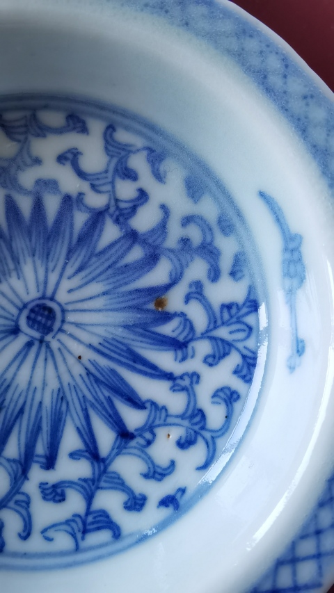 古玩陶瓷清中期青花纏枝蓮貢盤拍賣,當前價格1580元