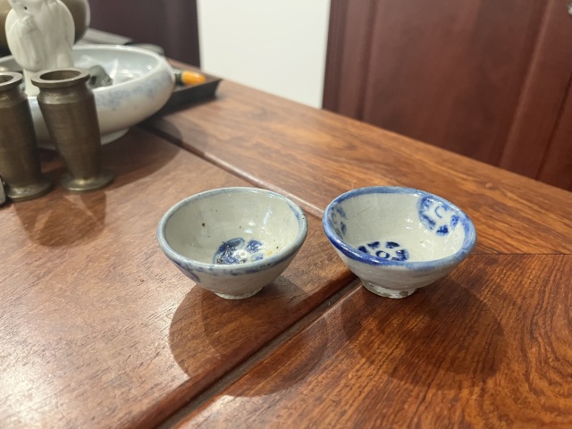 古玩陶瓷清代青花小酒盅拍賣,當(dāng)前價(jià)格199元