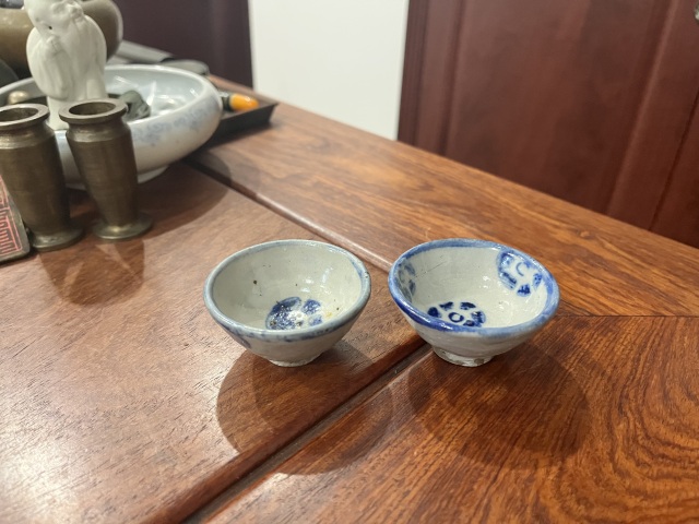 古玩陶瓷清代青花小酒盅拍賣,當(dāng)前價(jià)格199元