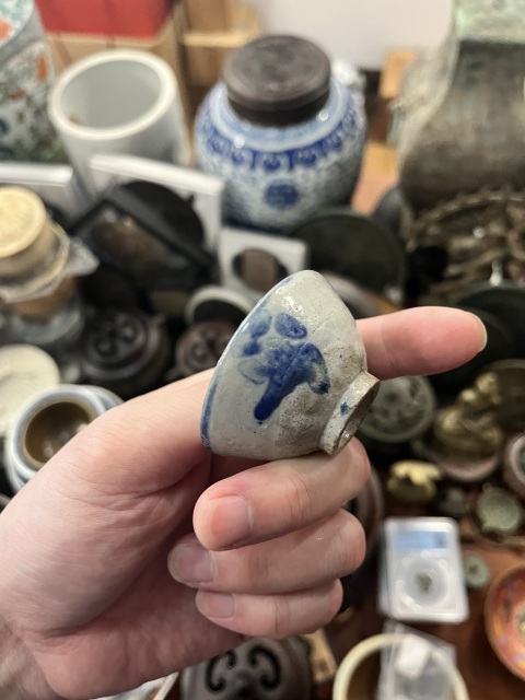 古玩陶瓷清代青花小酒盅拍賣,當(dāng)前價(jià)格199元