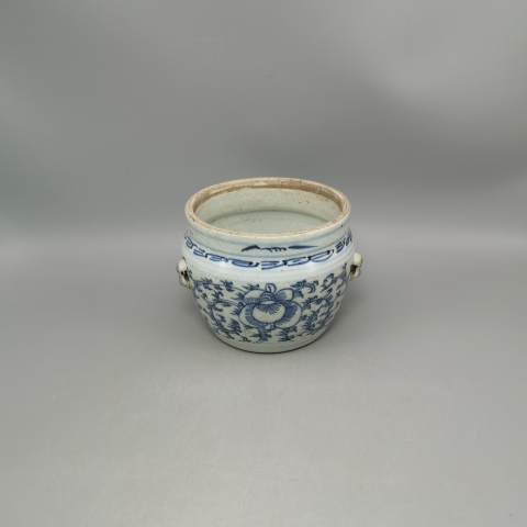 古玩陶瓷清代景德鎮(zhèn)窯口青花四系粥罐拍賣，當(dāng)前價格1980元