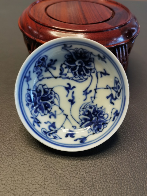 古玩陶瓷大清光緒年製本朝官窯款青花纏枝花卉紋筆添拍賣，當前價格780元