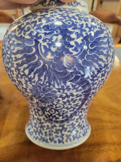 古玩陶瓷清晚期青花夔鳳紋將軍罐拍賣，當前價格30000元