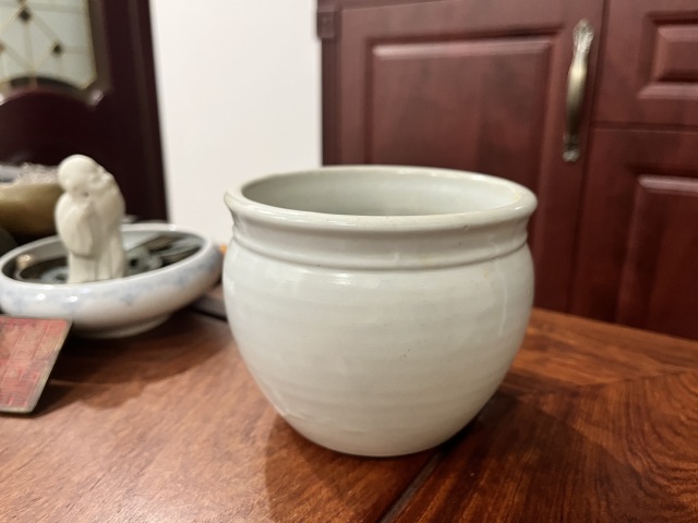 古玩陶瓷白釉罐拍賣,當前價格299元