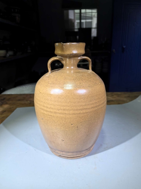 古玩陶瓷耀州窯茶葉末釉雙系花澆拍賣,當前價格13000元