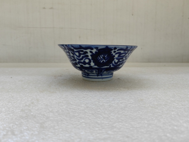 古玩陶瓷青花花卉紋鳳眼碗拍賣,當前價格398元