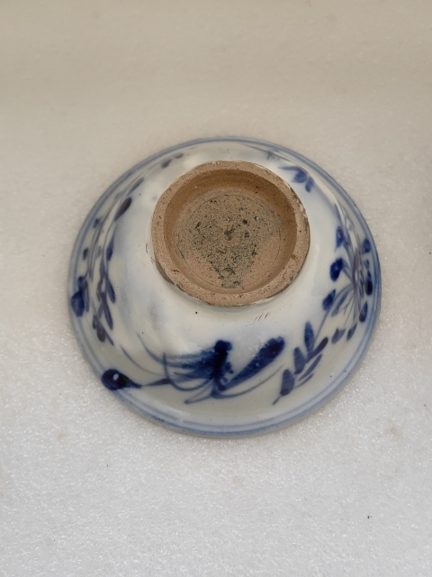 古玩陶瓷青花三魚花卉紋撇口碗拍賣,當前價格450元