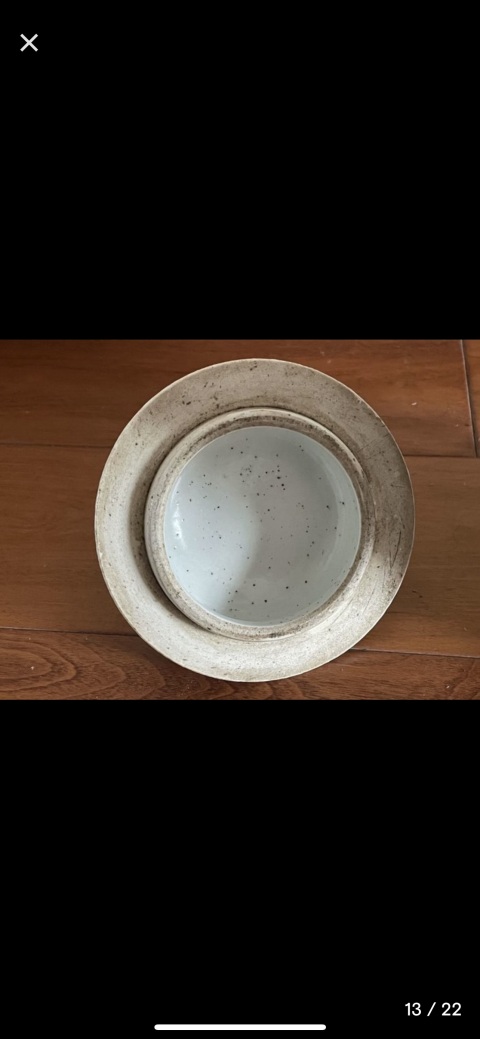 古玩陶瓷粉彩錦地貼塑瓜果紋雞腿瓶拍賣，當前價格18000元