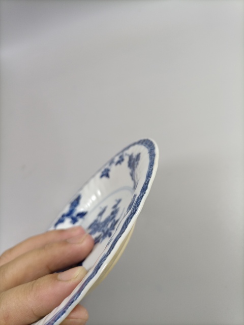 古玩陶瓷康熙外米黃釉內青花花卉紋折沿盤拍賣,當前價格9000元
