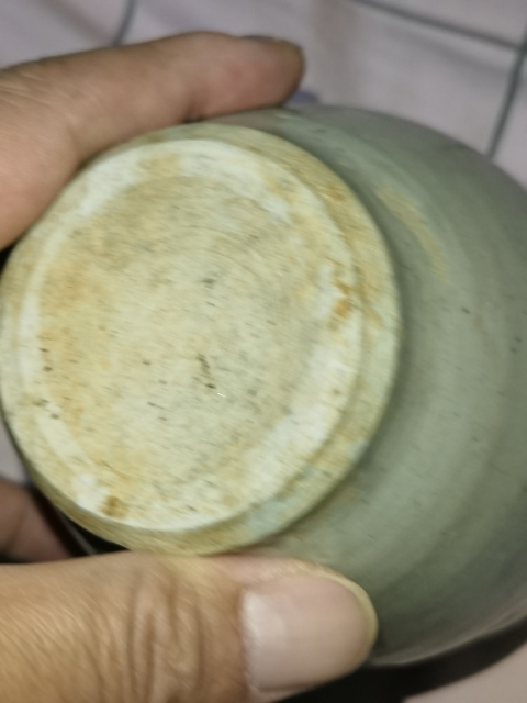 古玩陶瓷龍泉窯青白釉點褐彩罐拍賣，當前價格400元