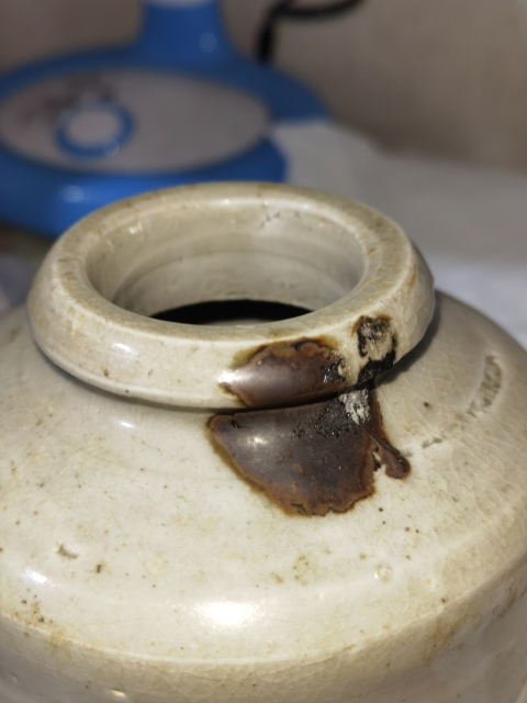 古玩陶瓷龍泉窯青白釉點褐彩罐拍賣，當前價格400元