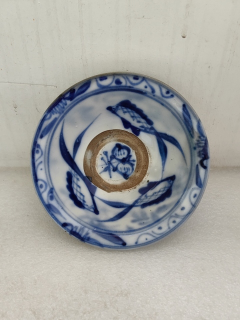 古玩陶瓷青花三魚花卉紋撇口碗拍賣,當前價格450元