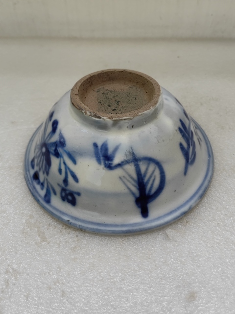 古玩陶瓷青花三魚花卉紋撇口碗拍賣,當前價格450元