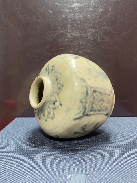 古玩陶瓷明青花開(kāi)光花卉紋瓜棱罐拍賣，當(dāng)前價(jià)格3500元