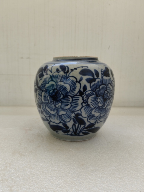 古玩陶瓷青花花卉紋罐拍賣,當前價格580元
