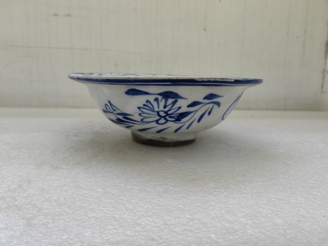古玩陶瓷青花花卉紋三魚碗拍賣,當前價格450元