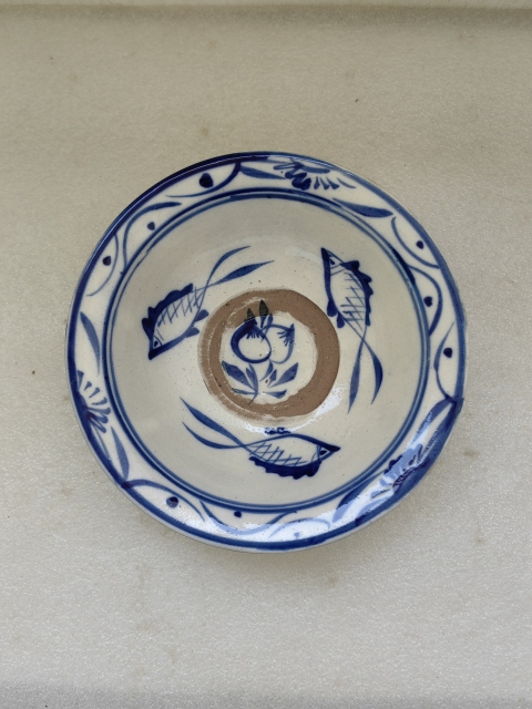 古玩陶瓷青花花卉紋三魚碗拍賣,當前價格450元
