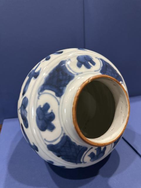 古玩陶瓷明天啟青花纏枝花卉紋蓋罐拍賣，當前價格7999元