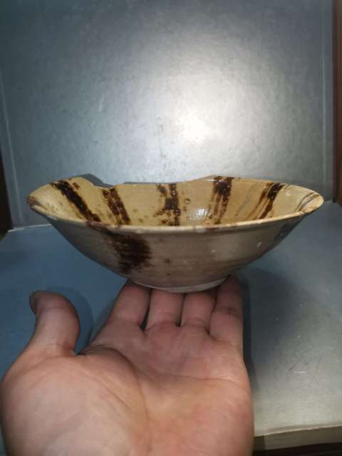古玩陶瓷宣州窯點彩大碗拍賣,當前價格3200元