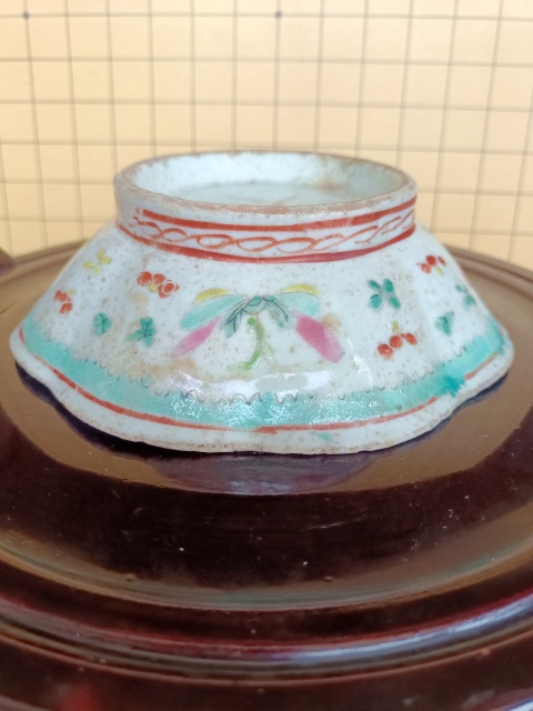 古玩陶瓷清末民初.景德鎮(zhèn)內(nèi)松石綠釉地外粉彩花鳥(niǎo)花口碗拍賣(mài)，當(dāng)前價(jià)格268元