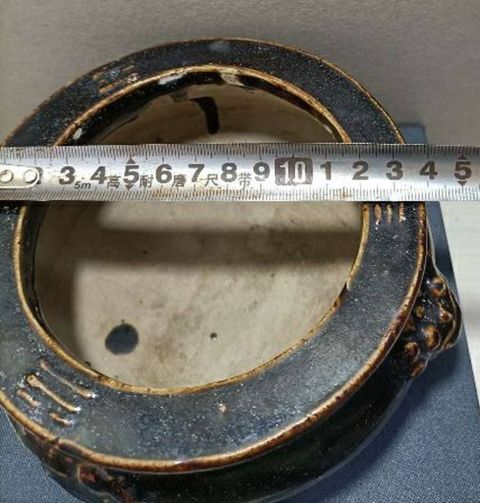 古玩陶瓷清代磁州窯三足醬釉獸耳爐拍賣,當前價格2300元