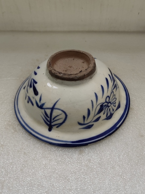 古玩陶瓷青花花卉紋三魚碗拍賣,當前價格450元