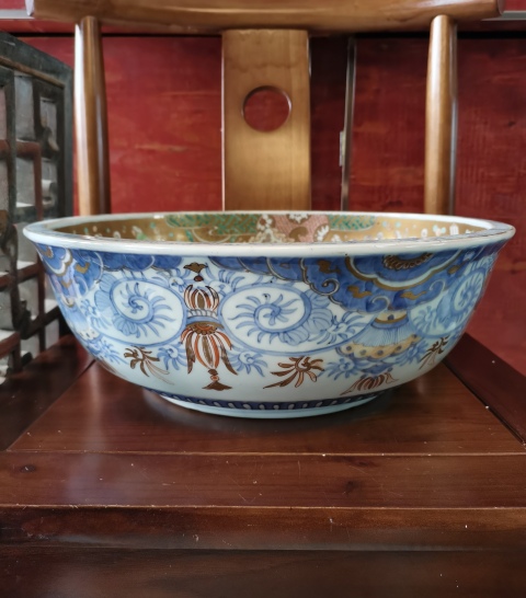 古玩陶瓷【精品】晚清民國青花加彩人物花卉盆拍賣，當前價格1816元